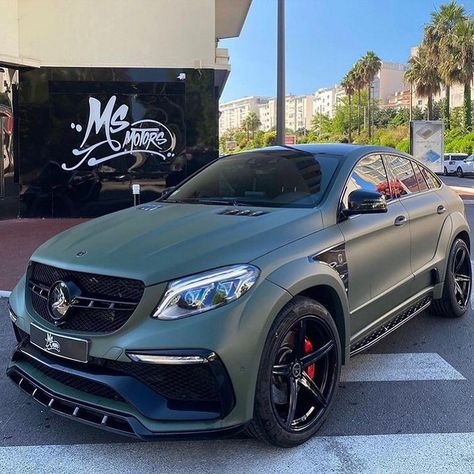 ♛King size life♛ on Instagram: “Military Green GLE 63s Coupe. . Follow @one.luxury.life  . . . . . . . . . #gle63amg #glc63s #gle43 #gleamg #mercedesglecoupe #mbgram…” Mercedes Gle Coupe, Porsche Luxury, Car Interior Organization, Mercedes Benz Gle Coupe, Supreme Hypebeast, Electric Car Concept, Car Interior Storage, Black Mercedes Benz, Mercedes Gle