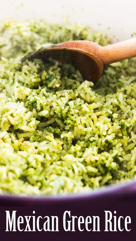 The BEST rice to go with Mexican food? This Mexican Green Rice! A cilantro rice pilaf cooked in chicken stock with poblano chiles, parsley, cilantro, onion, and garlic. Also called Arroz verde. from @simplyrecipes Poblano Rice, Green Rice Recipe, Cilantro Rice, Mexican Side Dishes, Verde Recipe, Rice Food, Green Rice, Arroz Frito, Rice Pilaf