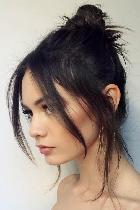 Easy and Cute Hairstyles for Medium Length Hair ★ See more: http://glaminati.com/cute-hairstyles-for-medium-length-hair/ Sweet Hairstyles, Cute Simple Hairstyles, Cute Hairstyles For Medium Hair, Hair Haircuts, Penteado Cabelo Curto, Light Hair, Face Framing, Grunge Hair, Hair Day