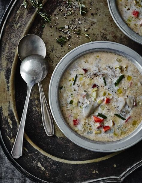 Apalachicola Oyster Stew – Garden & Gun Oyster Stew With Fresh Oysters, Oyster Stew Recipes, Canned Oysters, Stew With Potatoes, Oyster Soup, Oyster Stew, Best Oysters, Oyster Recipes, Florida Food