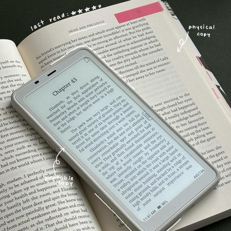 my favorite solution to bringing books on the go: the @boox.global palma! i absolutely love the phone size e-ink display, and it’s perfect for travel :) what’s your current read? do you prefer physical books or ereaders? E Ink Phone, Reading On Phone Aesthetic, E Reader Aesthetic, Ebook Reader Aesthetic, Reading Pics, Star Collision, Worm Aesthetic, Boox Palma, Usa Lifestyle