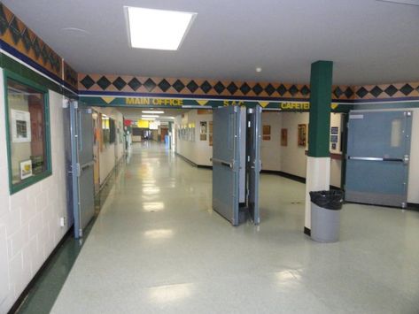 Interior of the old Shorecrest high school in Shoreline, WA no longer there. Ap Exams, International Baccalaureate, School Interior, Public High School, Academic Achievement, High Schools, Forest Park, International School, School District