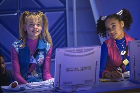 Zenon Movie, Disney Original Movies, Disney Channel Movies, Old Disney Channel, Disney Channel Original, 90s Girl, Disney Images, Old Disney, Disney Kids