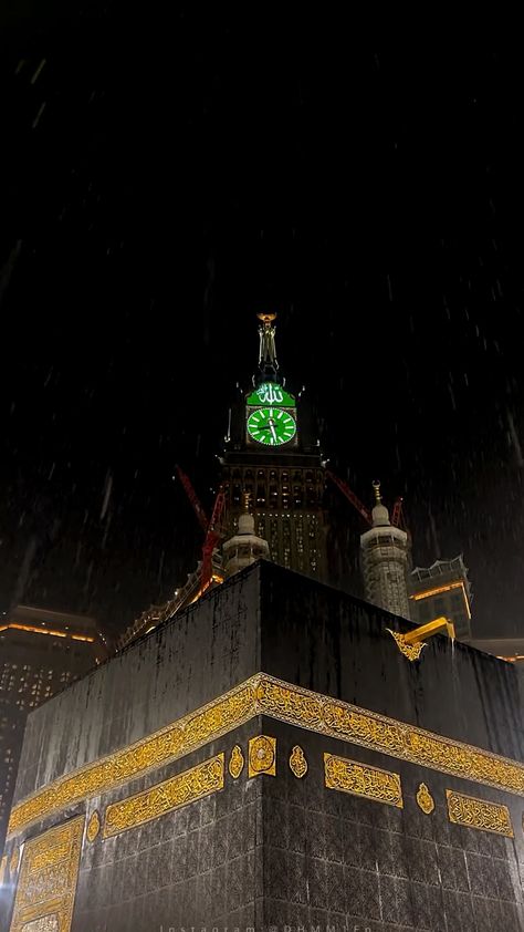 Madina Wallpaper Iphone, Macca Madina Wallpaper, Macca Madina, Kaba Sharif, Madina Wallpaper, Islam Background, Medina Wallpaper, Muslim Photos, Al Qur'an Photography