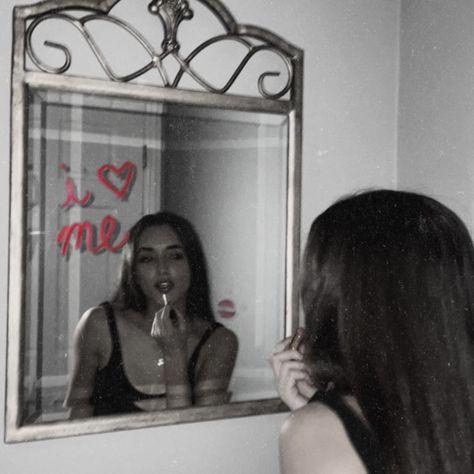 Valentine Photo Shoot, Mirror Photography, Vintage Photoshoot, Mirror Ideas, Creative Photoshoot Ideas, By Any Means Necessary, Mirror Selfie Poses, Fun Photoshoot, Selfie Poses Instagram