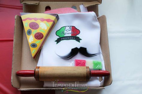 Pizza Sugar Cookies, Pizza Birthday Party Ideas, Pizzeria Party, Pizza Party Favors, Pizza Party Ideas, Elena Birthday Party, Italian Pizzeria, Pizza Birthday Party, Printable Birthday Games