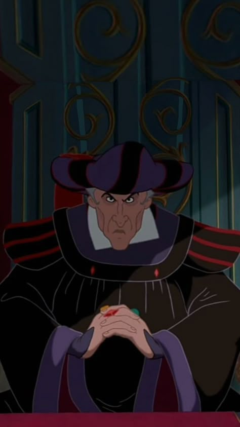 Claud Frollo, Disney Magazine Covers, Male Disney Villains, Judge Frollo, Frollo Disney, Notre Dame Disney, Noter Dame, Judge Claude Frollo, Esmeralda Disney