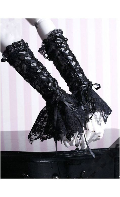 Goth Inspiration, Gothic Stuff, Lace Fingerless Gloves, Character Clothes, Bday List, Gothic Lace, Aesthetic Accessories, Prom Inspo, Old Fashion Dresses