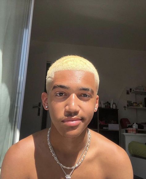 Blonde Hair On Guys, Black Man Blond Hair, Blonde Hair Color Ideas Men, Colored Waves Hair Men, Black Men Buzzcut, Black Men Dyed Hair Ideas, Blonde Hair Guys, Blonde Hair Boys, Waves Hairstyle Men