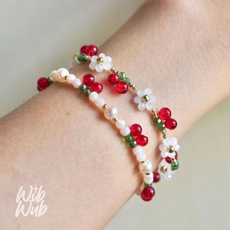 🤍diy jewelry unique#braceletideas,#diyjewelry, #jewelrydiyideas, #jewelrybeads, #beads Bracelet Made Of Beads, Beads Patterns Bracelet, Cherry Bracelet Tutorial, Cherry Beaded Bracelet, Cherry Beads Tutorial, Diy Jewelry Beads, Beads Bracelet Design Tutorial, Cute Bracelets Diy Beads, Bead Patterns Bracelet