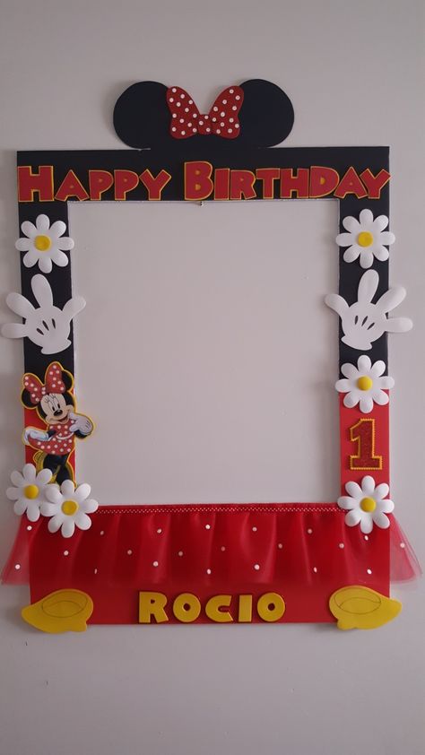 Minnie Mouse Photo frame Red Day Activities Preschool Ideas, Minnie Mouse Photo Frame, Red Day Activity, Marsh Art, Mickey Mouse Birthday Decorations, Minnie Mouse Birthday Decorations, Disney Balloons, Mouse Photos, Red Day