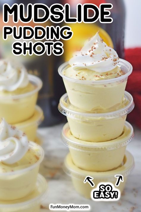 These smooth & creamy Mudslide Pudding Shots have all the delicious flavor of the classic mudslide cocktail. They’re the perfect party shot to bring some extra cheer to your next gathering! Liquor Pudding Shots, Pudding Shots With Cheesecake Pudding, Vanilla Pudding Shots Recipes, Alcohol Desserts Easy, Pudding Shots In Syringes, Pudding Shots With Vanilla Pudding, New Years Pudding Shots, New Year’s Eve Pudding Shots, Easter Pudding Shots