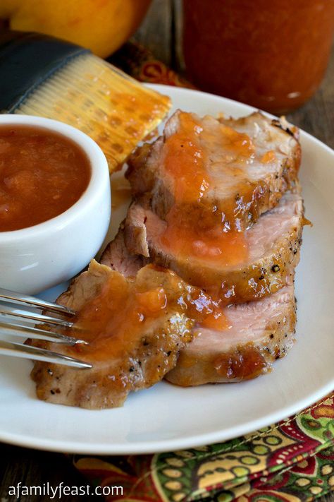 Sauce For Pork Tenderloin, Pork Medallion Recipes, Glazed Pork Tenderloin, Ham Dishes, Peach Sauce, Smoked Pork Loin, Pork Sauce, Glazed Pork, Grilled Pork Tenderloin