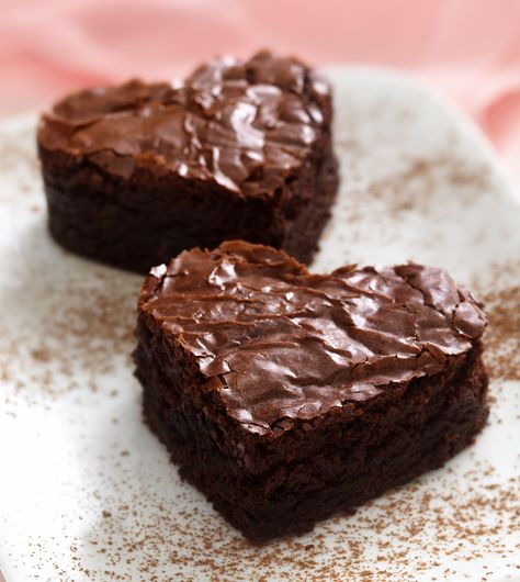 Turn fudgy brownies into "love-ly" brownies with the press of a cookie cutter. Just Girly Things, Dont Forget To Smile, Life Journal, Valentines Day Treats, Reasons To Smile, Forever Young, Make Me Happy, Make You Smile, Girly Things