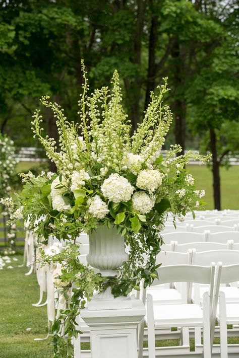 White & Greenery Arrangement on Aisle Potted Hydrangea Wedding, Hydrangea Arrangements Wedding, Green Hydrangea Wedding, White Wedding Flower Arrangements, White Ceremony, Large Arrangement, Urn Arrangements, White Urn, Church Wedding Flowers