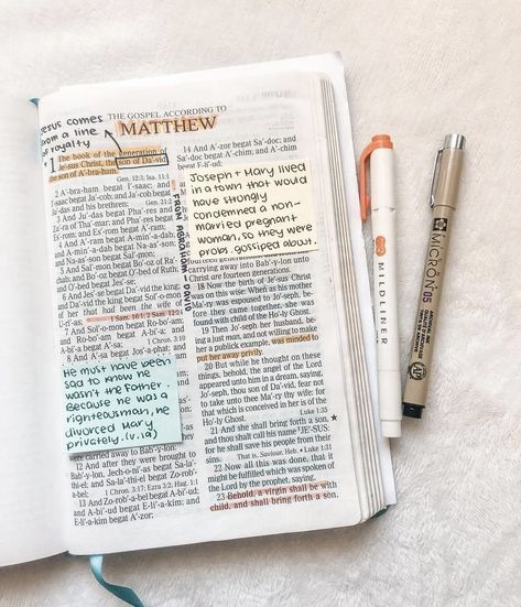 Mathew Bible Study, Mathew Bible Journal, Mathew Bible Study Notes, Matthew Chapter 1 Bible Journaling, Matthew 1 Bible Journaling, Bible Goals, Bible Highlighting, Matthew Bible, Prayer Journal Printable