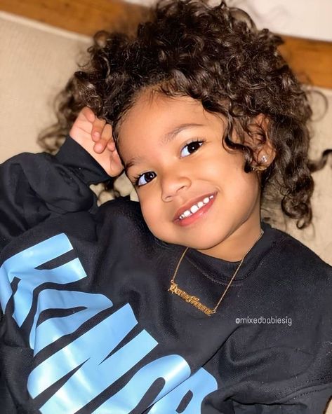 born: may. 20. 2026. || mom: zendaya fenty — dad: tom holland Honor Monroe, Curly Hair Baby, Biracial Babies, Mix Baby Girl, Mexican Babies, Cute Mixed Babies, Cute Black Babies, Beautiful Black Babies