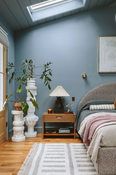 Bedroom Blue Ceiling, Denim Blue Bedroom, Blue Paint Bedroom, Cornflower Blue Bedroom, Small Blue Bedroom, Colored Ceiling Bedroom, Blue Primary Bedroom, Emily Henderson Bedroom, Paint Bedroom Ideas