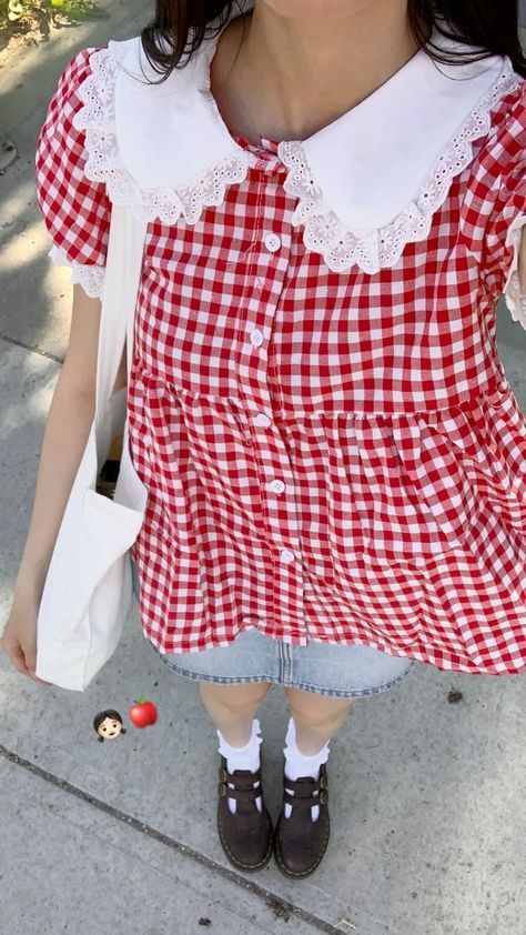 Outfits With Cute Socks, Overalls Cute Outfit, Styling Babydoll Dress, Puff Sleeve Outfit Ideas, Brown Jorts Outfit Women, Brown Doc Marten Mary Janes Outfit, Ruffled Socks Outfit, Gingham Skirt Outfit Summer, Gingham Set Outfit