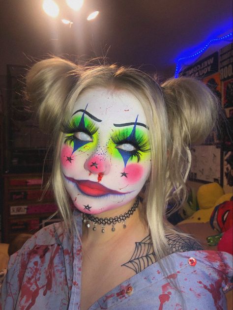 Creepy Neon Clown Makeup, Scary Colorful Clown Makeup, Clowns Costume Women, Green Clown Makeup Halloween, Beauty Clown Makeup, Orange And Black Clown Makeup, Scary Clown Halloween Costumes For Women, Women Clown Halloween Costume, Scary Rainbow Clown Makeup