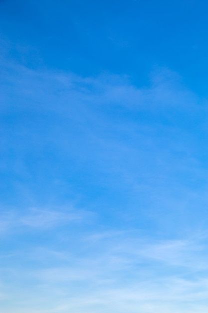 Indian Freedom Fighters, Vertical Images, Blue Sunset, Blue Sky Background, The Blue Sky, Clear Lake, Sky Color, Clear Blue Sky, Clear Sky