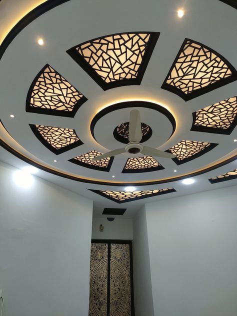 Room Roof Sealing Design, Cnc Acrylic, Bedroom Set Designs, Pop Design For Hall, Home Wall Colour, Luxury Ceiling Design, Simple Ceiling Design, Down Ceiling Design, Front Wall Design