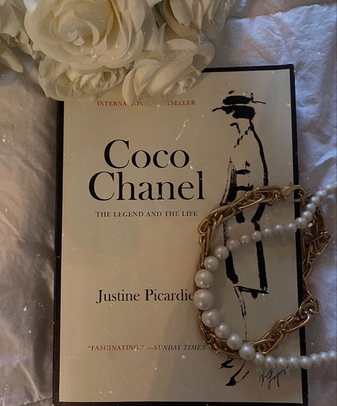 current read, coco chanel, the legend and the life 90s Chanel Aesthetic, Coco Chanel Aesthetic, Zoe Aesthetic, Accidental Icon, 90s Chanel, Chanel Aesthetic, Chanel Lover, Pinterest Aesthetic, Chanel 2