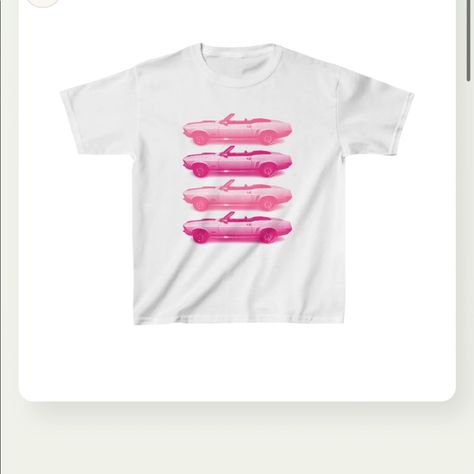 Size Small Never Worn “Back Seat Driver Graphic T” From In Print We Trust. Pink Vintage Design Bts Clothes, Car T Shirt, Baby Graphic Tees, Cartoon Outfits, Y2k Retro, Weave Style, American Fashion, Pink Outfits, T Shirt Women