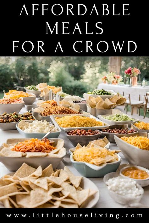 Are you having a large group of people or a get-together at your home soon? Here are some affordable meals for large groups! Dinner For Group, Large Party Food, Meals For Large Groups, Meals For A Crowd, Group Dinner, Large Group Of People, Affordable Meals, Large Group Meals, Large Family Meals