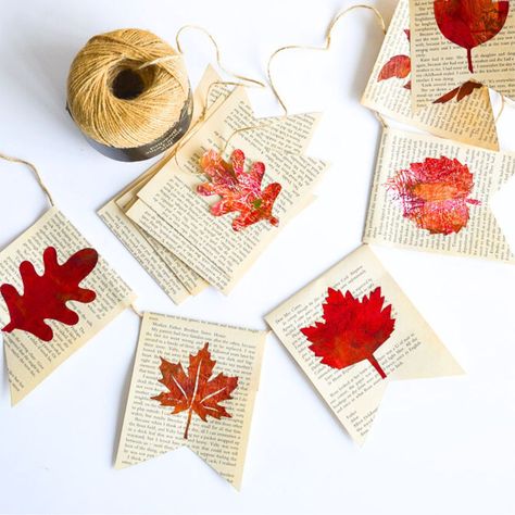 DIY Fall Banner, Easy Leaves Decor Fall Thankful Bulletin Board Ideas, November Home Decor Diy, Fall Class Board Ideas, Diy Leaves Decor, November Decorations Diy, Waxed Leaves Fall Crafts, Autumn Bunting Diy, Fall Crafts Thanksgiving, Autumn Leaves Diy Decor