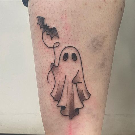 Little ghost from my small spooky repeatable flash sheet for Niamh!! Thank you so much lovely was fun to make some more spooky ones for you! 👻🖤 . . . #ghosttattoo #spookytattoos #halloweentattoo #autumntattoo Small Tattoo Ideas Spooky, Ghost Yin Yang Tattoo, Spooky Small Tattoos, Spooky And Cute Tattoo, Ghost Line Tattoo, Dainty Ghost Tattoo, Body Art Tattoos Creative, Boo Ghost Tattoo, Creepy Small Tattoos