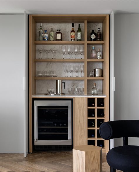 Column Fridge, Fisher And Paykel, Wine Fridges, Home Bar Ideas, Home Bar Rooms, Fisher Paykel, Bar Storage, Home Bar Designs, Kitchen Solutions