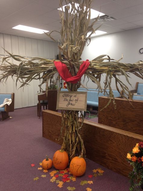 Here's and idea to decorate for fall using fodder shocks.. I was inspired  by God one day to use fodder shocks to make a cross for our ladies fall meeting at our church Fall Festival Ideas, Church Harvest Festival, Fall Festival Party, Church Halloween, Fall Festival Games, Fall Harvest Party, Christian Halloween, Fall Carnival, Festival Games