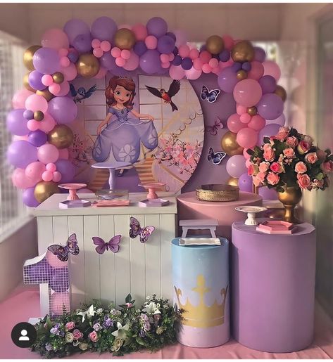 Sofia The First Decoration Ideas, Sofia Theme Birthday Party Decorations, Sophia The First Birthday Party Ideas, Princess Sofia Birthday Party Ideas, Sofia The First Birthday Cake, Princess Sofia Birthday, Sofia The First Birthday Party, Princesa Sophia, Barbie Party Decorations