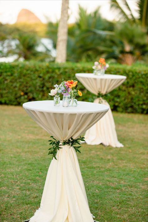 Garden Party Cocktail Tables, Wedding Pub Table Decor, High Tables Wedding, Hightop Cocktail Tables Wedding, Cocktail Centerpieces Wedding, Wedding High Top Tables, Wedding Cocktail Table Decor High Tops, Poolside Cocktail Hour, Garden Party Cocktail Hour