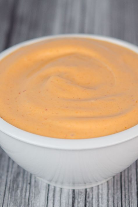 Elevate your favorite dishes with this creamy and zesty Japanese Spicy Mayo! 🌶️✨ Perfect for sushi, sandwiches, and even as a dip for fries, this easy-to-make sauce adds a kick of flavor that's simply irresistible. Head over to Tooch’s Kitchen for the full recipe and tips on how to make this versatile condiment at home. Don’t miss out—save this pin and try it today! 🍣🥪 #JapaneseSpicyMayo #HomemadeSauce #Sushi #FoodieFavorites #RecipePin #ToochsKitchen Spicy Mayo Recipe For Sushi, Japanese Spicy Mayo Recipe, Japanese Spicy Mayo, Simple Butternut Squash Soup, Dip For Fries, Spicy Mayo Recipe, Bbq Beef Short Ribs, Sushi Bake, Crispy Smashed Potatoes