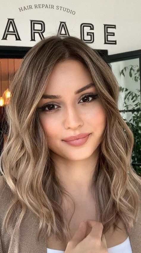 Haircut And Balayage, Soft Blond Balayage Brunettes, Soft Brown To Blonde Balayage, Creamy Brown Hair Balayage, Bronde Haircolor Bayalage, Dark Roots Light Ends Balayage Hair Color Ideas, Soft Bayalage Blond, Bayalage Highlights On Brown Hair, Spring Hair Color Brunettes