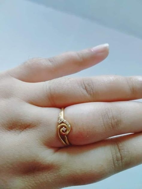 Gold Rings In 2 Grams For Women, Latest Gold Ring Design For Women 2020, Baby Rings Gold, Daily Wear Gold Rings For Women, New Ring Designs Gold, Cute Gold Rings, Finger Rings For Girls, Ring Latest Design, Trendy Gold Rings