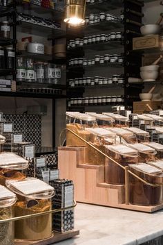 Zero Waste Grocery Store, Bulk Store, Grocery Store Design, Eco Store, Food Retail, Supermarket Design, Spice Shop, 카페 인테리어 디자인, Retail Store Design