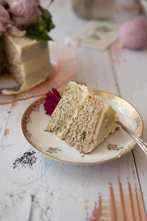 Earl Grey Cake Recipe, Lavender Cake Recipe, Lavender Buttercream, Earl Grey Lavender, Earl Grey Cake, Grey Cake, Unfrosted Cake, Lavender Cake, Grey Lavender