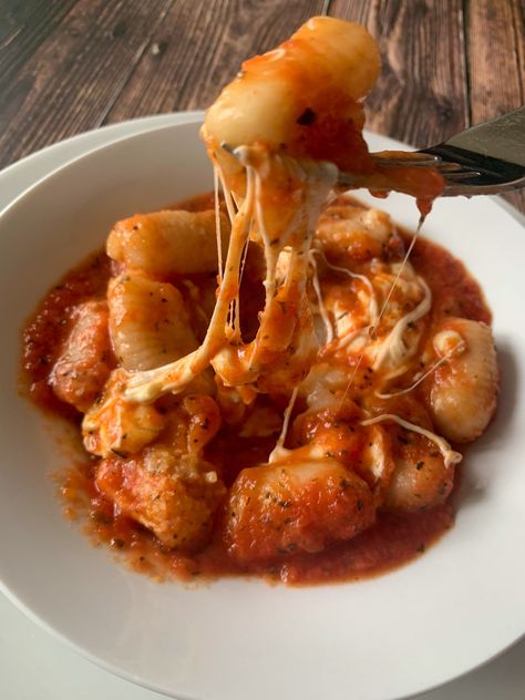 Gnocchi Pasta, Italian Comfort Food, Homemade Tomato Sauce, Pasta Lover, Comfort Dishes, Food Therapy, Easy Dishes, Fresh Mozzarella, Food Is Fuel