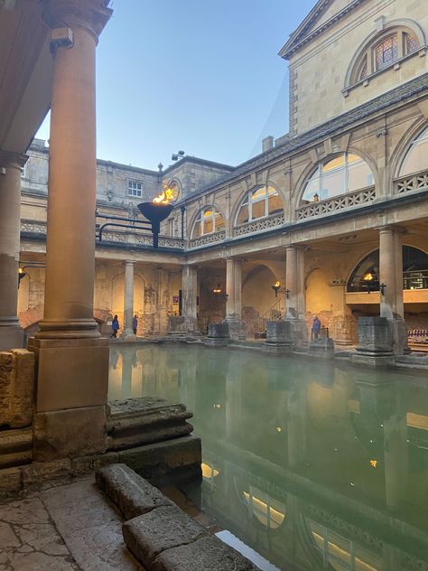 City Breaks Uk, Catherine Morland, Things To Do In Bath, England Itinerary, England Aesthetic, London Dreams, Weekend Break, Bath Uk, Bath England