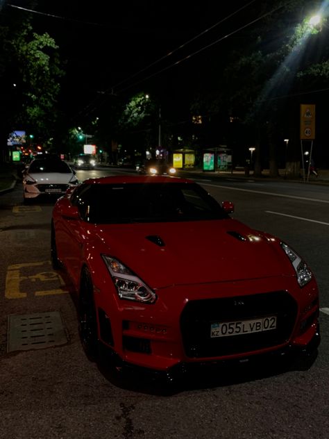 Red Gtr R35, Pfp Pictures, Nissan Gtr Wallpapers, Nissan Gt R R35, Gtr Skyline, R35 Gtr, Nissan Gtr R35, Gtr R35, Nissan Gtr Skyline