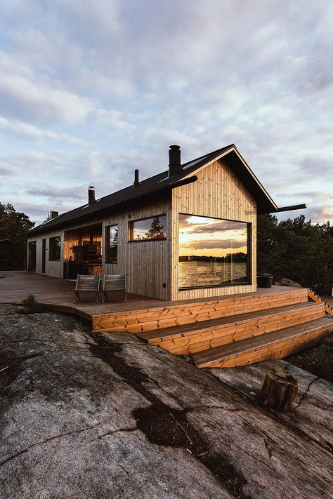 Summer Cabins, Timber Cabin, Off Grid Cabin, Timber Cladding, Modern Cabin, Wooden House, Cabins In The Woods, Maine House, Archipelago