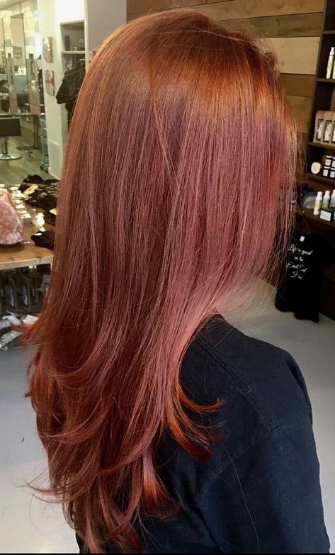 Ginger Hair Colours Shades, Light Red Dyed Hair, Red Hair Medium Length Haircuts, Ginger Reddish Hair, Orangeish Brownish Hair, Orange Reddish Hair, Brownish Reddish Hair, Red Hair 2023 Trends, Ginger Hair Wolf Cut