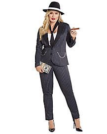 Female Gangster Outfit, 1920s Gangster Women, 20s Halloween Costume, Mob Mentality, Gangster Suit, Gangster Outfit, Gangster Costumes, Home Halloween Costumes, 1920s Costume