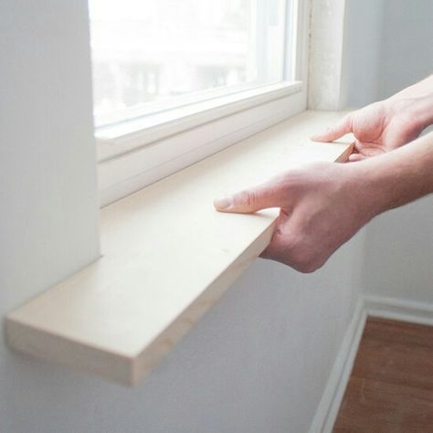 Window sill widening and trim DIY! Window Cornice Diy, Kitchen Window Sill, Window Sills, Door Trim, Diy Window, Window Trim, Kitchen Window, Home Repairs, Basement Remodeling