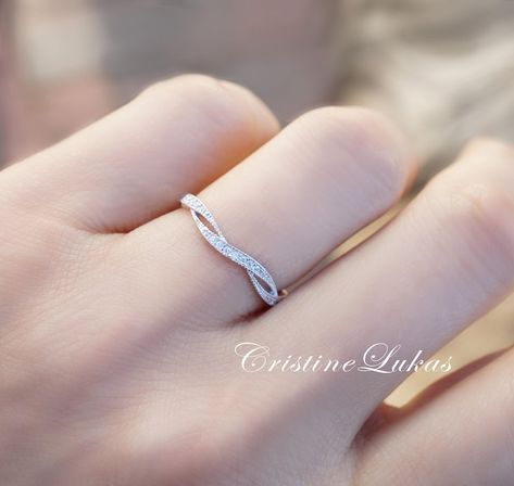 Twisted Infinity Engagement Band Ring With Clear CZ Stones - Etsy Indonesia Wedding Ring Woman Silver, Small Diamond Engagement Ring With Wedding Band, Platinum Wedding Rings For Women, Daily Wear Gold Rings For Women, Platinum Rings Women, Women Engagement Rings, Rings Infinity, Simple Ring Design, Rings For Women Silver