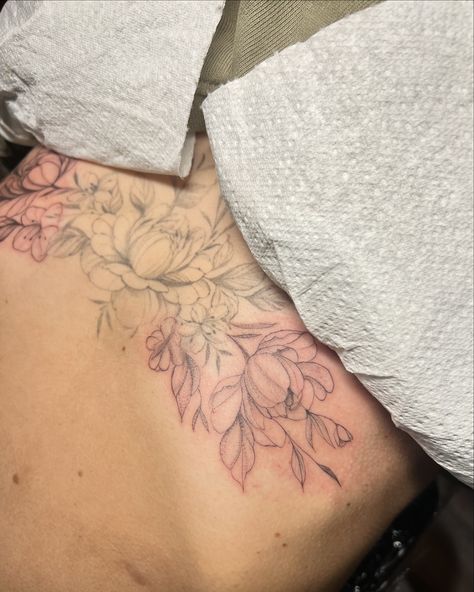 Fineline peonies added to an existing sternum piece to start the week 🌸 more florals please!!! *healed tattoo not by me* Books will be opening for DEC & JAN v soon gang 🫶🏼 keep an eye on my stories for updates 🫡 @ellenrosetattoo Ellen Rose, Sternum Piece, Healed Tattoo, Tattoo Apprentice, Mandala Tattoo, Rose Tattoo, An Eye, Peonies, To Start