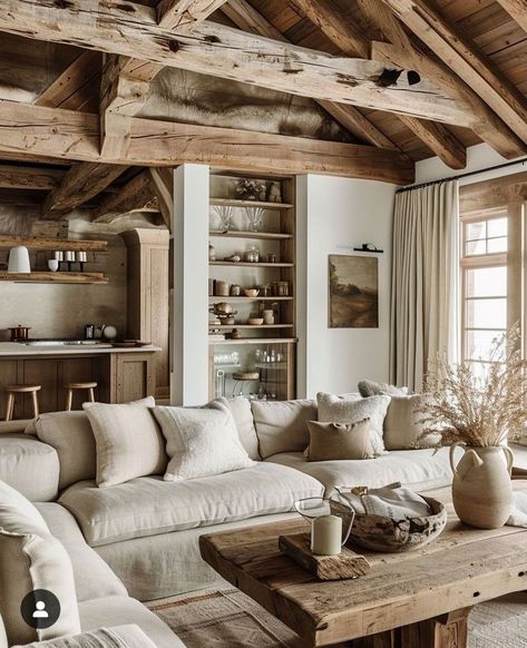 Rustic Home Decor Living Room Cozy, Living Room Magnolia, Southwest French Country, Rustic Modern House Decor, Unique Interior Design Creative, Rustic House Interior Design, Modern Cottage Living Room, Country Chic Living Room, Mountain Decoration